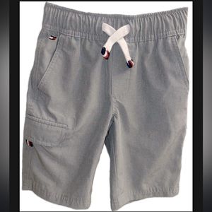 Tommy Hilfiger Boys Cargo Shorts W/Drawstring Elastic Waistband. Gray Size 6